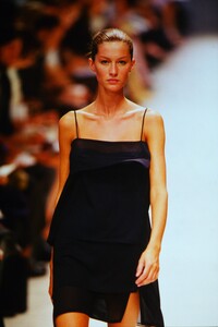 224049601_jil-sander-ss-2000(7).thumb.jpg.c840dab4d81ab09b1f5efe4aef58c7f9.jpg