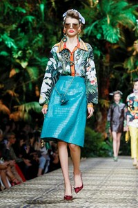 Mathilde Henning Dolce & Gabbana Spring 2020 RTW MFW 2.jpg