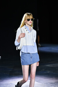302771829_RagBoneRunwaySeptember2019NewYorkFashionilYsHly3rRvx.thumb.jpg.01b605dc63fc9bca41dd4295a0409666.jpg
