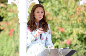 Kate+Middleton+Duchess+Cambridge+Attends+Back+nszV-2Sh8Zax.jpg