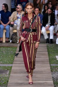 Nina Marker Etro Spring 2020 RTW MFW 1.jpg