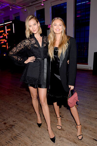 Karlie+Kloss+YouTube+com+Fashion+Launch+X2_xXqzfyg6x.jpg