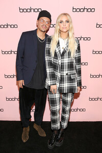 Ashlee+Simpson+boohoo+Celebrates+NYFW+boohoo+GrxlVgg5z9gx.jpg