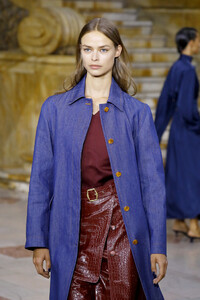 368267170_SiesMarjanRunwaySeptember2019NewYorkiAJGoK3sQEpx.thumb.jpg.8ab6f382a125851961baec0620bbf825.jpg