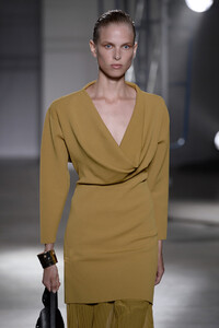 374037859_ProenzaSchoulerRunwaySeptember2019NewkoZJduS_H6gx.thumb.jpg.50eab169ef5823cacfb2c9251aafe608.jpg