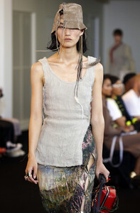 378552014_ACNESTUDIOSRunwayParisFashionWeekHautewFNWj9X5cgGx.thumb.jpg.1e094c3f38c5d81bcb96ff27ec7c86d0.jpg