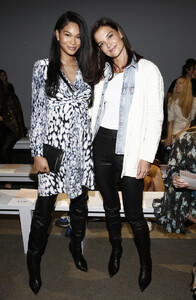 Chanel+Iman+Elie+Tahari+Spring+Summer+2020+CxDtIy3s6lKx.jpg