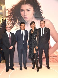 Zendaya+Coleman+Lanc+Ambassador+Zendaya+Celebrates+bd1bT-PwBG-x.jpg