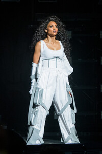 Ciara+Performs+At+The+Wiltern+HxnG7-ZR9oLx.jpg