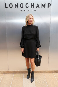 Kate+Moss+Longchamp+SS20+Runway+Show+Arrivals+CmTO2Tvm7AMx.jpg