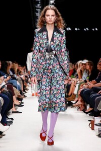 Giselle Norman Paco Rabanne Spring 2020 RTW PFW 2.jpg