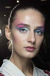 437895430_ChristianSirianoSpring2020BackstageeHZ4Mrq7fr8x.thumb.jpg.39f9a3d5c4a0edf3fc8b5c2fc9ca0c33.jpg