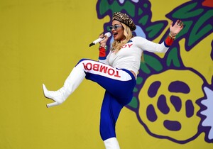        ora100919BZNimage164.jpg