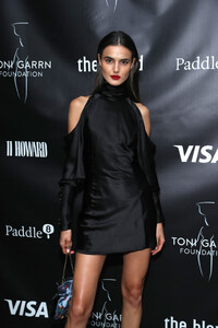 Blanca+Padilla+Toni+Garrn+Foundation+Supermodel+ZnufkiOFkz6x.jpg