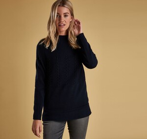 Hannah Cooper - barbour_112.jpg