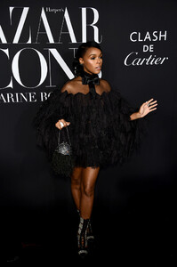 Janelle+Monae+Harper+BAZAAR+Celebrates+ICONS+KBrm7AB4JYYx.jpg