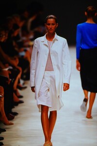 577166157_jil-sander-ss-2000(15).thumb.jpg.0e966a6f2dc867c5185eefe86ed0c87b.jpg