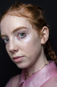 587980359_ILovePrettySpring2020BackstageMQg48KWm8eQx.thumb.jpg.c750022b9e6276285481f8b95bf56146.jpg