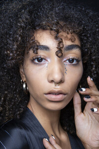 617353992_ILovePrettySpring2020BackstagetNP-pnpwrKfl.thumb.jpg.1ba107b5d8936c5b03236748aab1d695.jpg