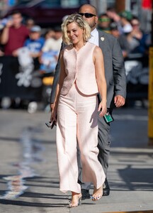      liz240919BZNimage8.jpg