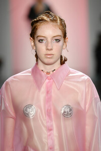 644660355_LovePrettyRunwaySeptember2019NewYorkyS_R1SDXOIox.thumb.jpg.9aab839e03f4a35ae8c2a26f961f94b0.jpg