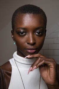 650798897_TomFordSpring2020BackstageoiHkhmg0YUDx.thumb.jpg.dd9c1d610df4fcef01046bb2103a9217.jpg
