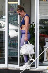       jlo180919BZNimage20.jpg