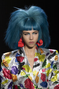 699476388_JeremyScottSpring2020Detailsh-eLk04kfO2x.thumb.jpg.b06f476d6bc463acc98405218a3ec41a.jpg