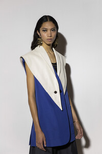 707001011_3.1PhillipLimSpring2020BackstageRVRr2hGEkssx.thumb.jpg.af361475fb0ee800db944a1359d1ab66.jpg