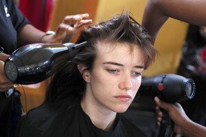 708663376_TomFordBackstageSeptember2019NewYorklgZNLmKd-56x.thumb.jpg.3c2cf1e9dd97dad377dc156bf55661fd.jpg