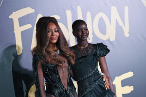 Naomi+Campbell+Red+Carpet+Arrivals+Fashion+AI5Vh-I9vo-x.jpg