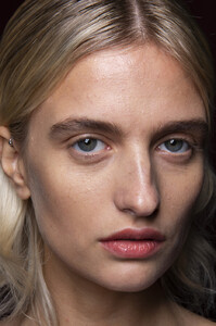 732705464_JonathanSimkhaiSpring2020Backstage0ueAyp3ngBnx.thumb.jpg.6fa98ec213ab90baff6469c73dac8a78.jpg