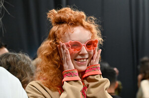751290930_AnnaSuiBackstageSeptember2019NewYorkVCepps_323ex.thumb.jpg.c7744b08d66a5324be8faa2765fc2122.jpg