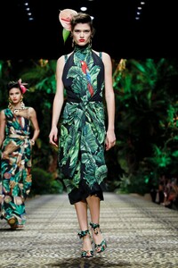 Alexandra Micu Dolce & Gabbana Spring 2020 RTW MFW 1.jpg
