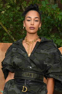 Jorja+Smith+Christian+Dior+Photocall+Paris+PBqdp1f4jYrx.jpg