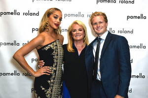 Jasmine+Sanders+Pamella+Roland+Backstage+September+sQkXwfnPvQBx.jpg