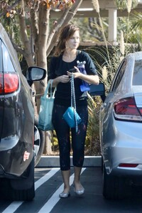       zoe170919BZNimage7.jpg
