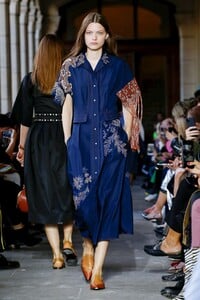 Louise Robert Cedric Charlier Spring 2020 RTW PFW 1.jpg