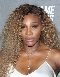 Serena+Williams+Game+Changers+New+York+Premiere+DjE2F6BbK1Sx.jpg