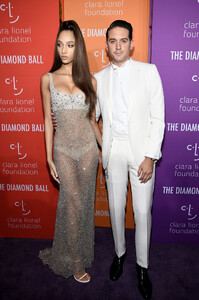 Yasmin+Wijnaldum+Rihanna+5th+Annual+Diamond+F2_EhKPBGEgx.jpg