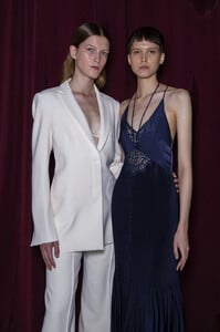 875777764_JonathanSimkhaiSpring2020Backstagex6IRLbaJVFYx.thumb.jpg.9982823c24975d08b4c30de2fa0e5314.jpg