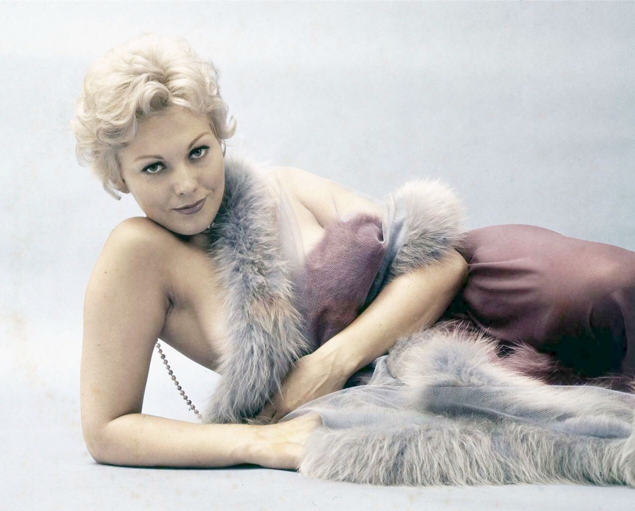 Kim Novak.