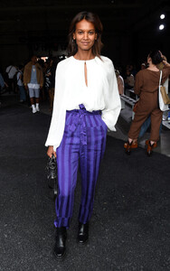 3+1+Phillip+Lim+Front+Row+September+2019+New+Cx0g027b3USx.jpg
