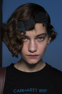 916238363_MichaelKorsSpring2020BackstagemqLyQToq91Tx.thumb.jpg.d908d8f55b96c65bc96e7af93f0a293a.jpg