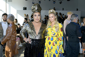 Paris+Hilton+Libertine+Front+Row+September+7hVt-lgJq6zx.jpg