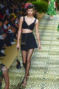 Nikki Vonsee Dolce & Gabbana Spring 2020 RTW MFW 2.jpg