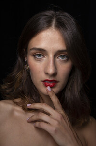 951967490_BadgleyMischkaSpring2020Backstage9LIzTR2WYs-x.thumb.jpg.3212ef3399e9fa87bb9666002c7af7f7.jpg