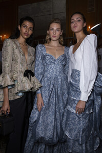 982120827_BrockCollectionSpring2020Backstagez5CGTSMEK-Gx.thumb.jpg.790343bb00e9debab2bd7c4e8eedb595.jpg