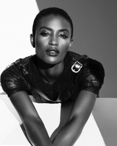 Alicia-Burke03.thumb.jpg.74f7de6316c26184492a90ca669b80cc.jpg
