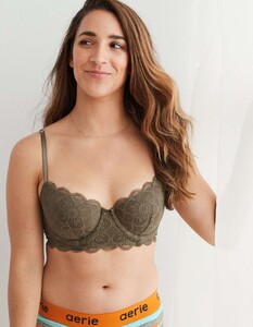 Aly-Raisman-for-Aerie-x-Aly-Collection-2019-06.thumb.jpg.d24aa845d8d79f6293661ab047caa731.jpg